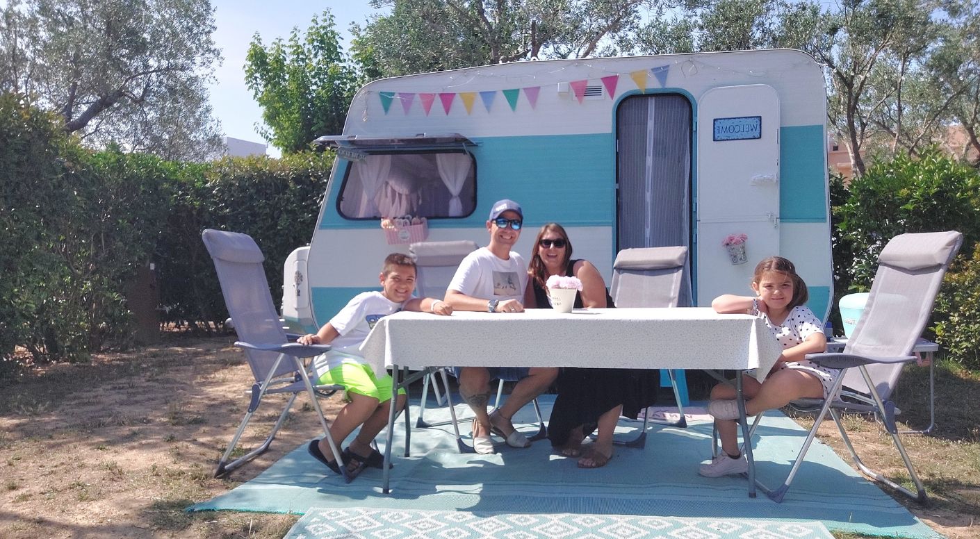 Catalunya de Camping amb Mi Caravana Vintage al c mping Salat